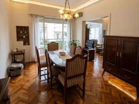 Avenida Belgrano 1700