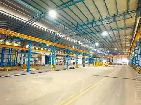 Depósito en Parque Industrial Alvear de 4700m2 - EN ALQUILER