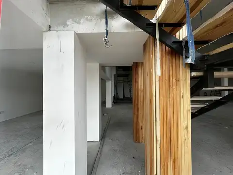 IMPONENTE LOCAL 500M2 RUTA E-53 - RÍO CEBALLOS