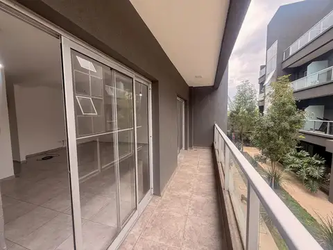 Departamento en Alquiler en San Justo, $ 430.000