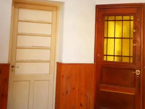 VENTA - Casa de 2 dormitorios a reciclar - Echesortu, Rosario.