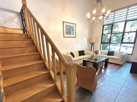 Casa 6 ambientes con 3 baños