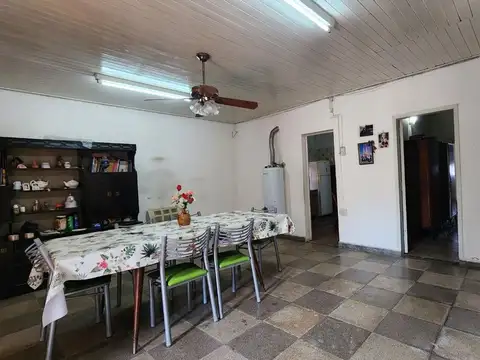 Casa 4 ambientes con 1 baño