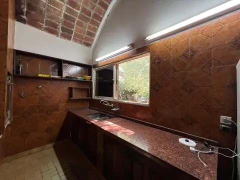 SE VENDE CASA EN VILLA DOLORES 4900 m2 DE TERRENO