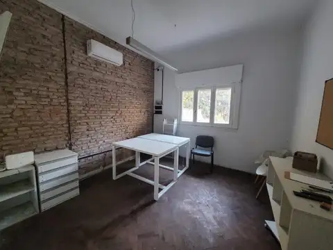 Galpon en Alquiler 30  mts Fondo
