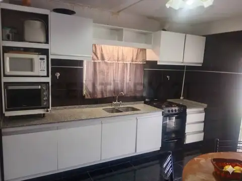 CASA EN VENTA KM11 GUAYMALLEN