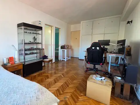 Venta Departamento monoambiente y escritorio Martínez
