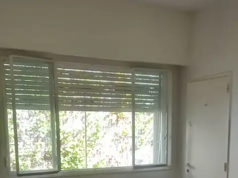 3 amb con dependencia calle Juncal 1283