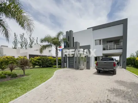 Casa en Venta en Santo Tome, USD 400.000