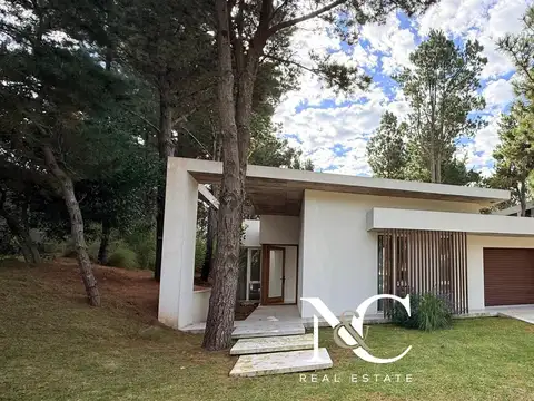 Casa en Venta en Costa Esmeralda, USD 390.000