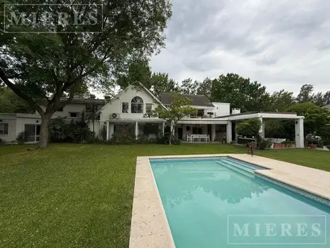 Casa en venta en Mayling Club de Campo