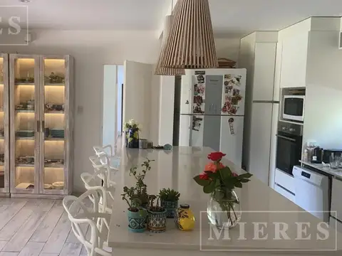 Casa en Venta al Este