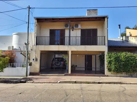 Casa - Venta - Argentina, Concordia - DAMIAN P GARAT 700
