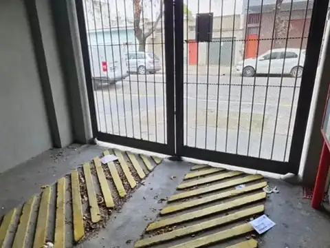 Galpón en Venta en Mataderos, CABA