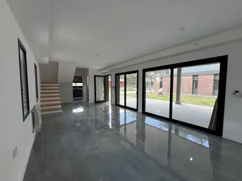 Casa en Venta en Roldan, USD 140.000