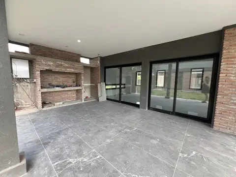 EN VENTA - CASA 2 DORMITORIOS UNIDAD 2 - TIERRA DE SUEÑOS 3