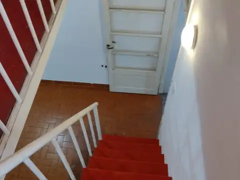 Depto Tipo Casa en Venta 60 años