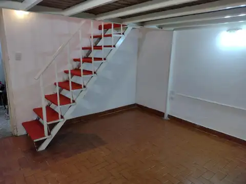 Depto Tipo Casa en Venta al Este