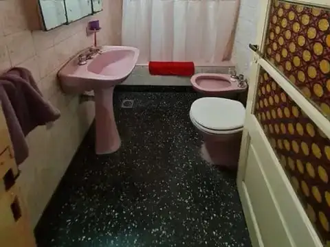 Depto Tipo Casa en Venta en Liniers, USD 110.000