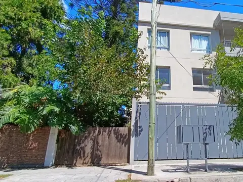 Excelente Departamento 2 ambientes a estrenar con cochera