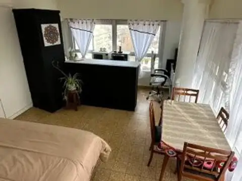 Alquiler temporario 1 ambiente en Miramar. Edificio 9 de Julio