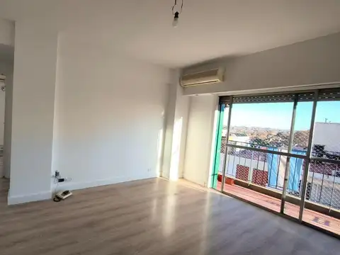 Departamento en Alquiler en Acassuso, $ 800.000