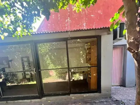 Av Alvarez Thomas 2300
