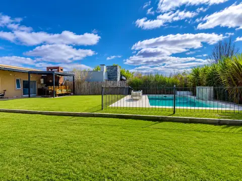 Casa en Venta en Laguna Azul, USD 134.999