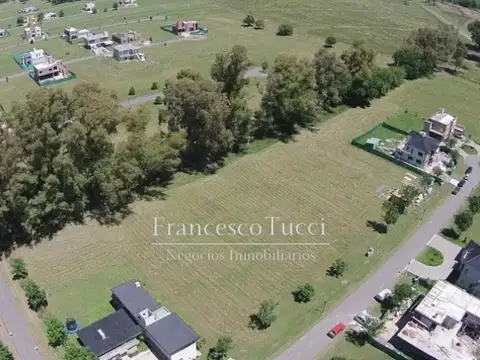 Terreno en Venta en Prados del Oeste, USD 56.000