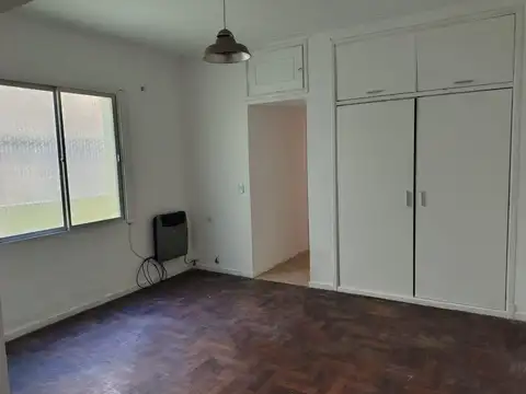 Depto Tipo Casa 2 ambientes con 1 baño