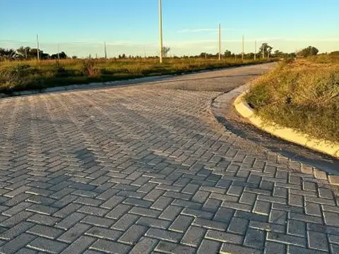 Terreno en Venta 22  mts Fondo