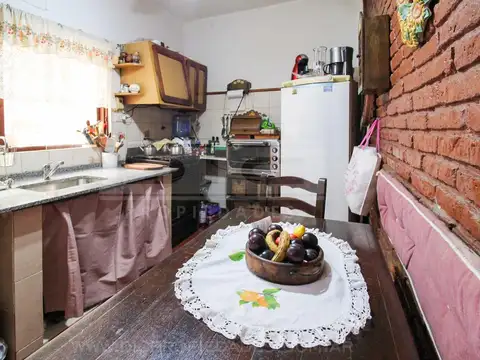 Depto Tipo Casa en Venta 60 años