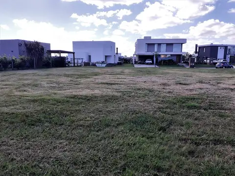 Terreno en Venta en San Sebastian, USD 50.000