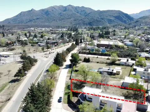 Venta de lote 1000 m2 sobre Av Las Chacras Juana Koslay