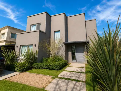 Casa  en Venta en Ayres Plaza, Pilar, G.B.A. Zona Norte