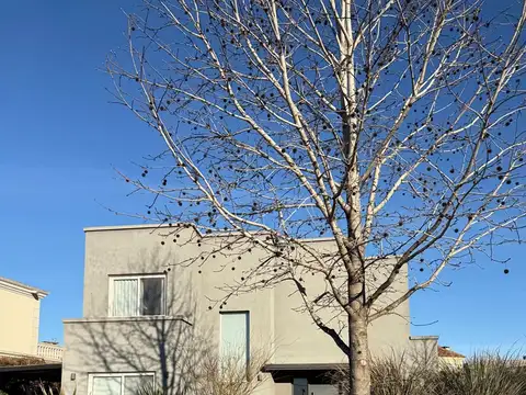 Casa  en Venta en Ayres Plaza, Pilar, G.B.A. Zona Norte