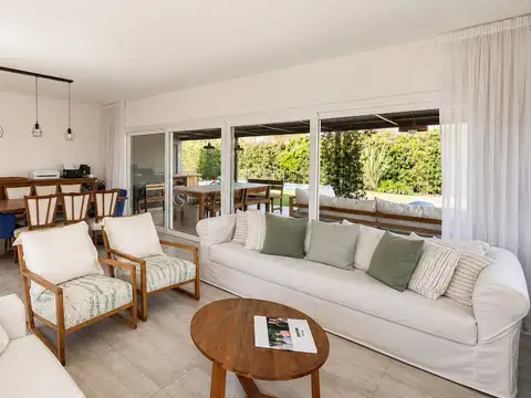 Casa  en Venta en Ayres Plaza, Pilar, G.B.A. Zona Norte