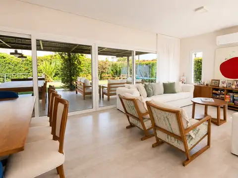 Casa en Venta en Ayres Plaza, USD 460.000