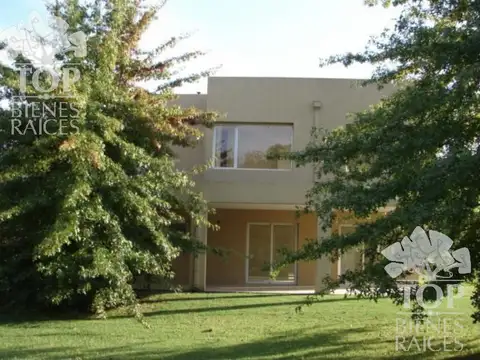 Casa en Alquiler en Septiembre, USD 1.500