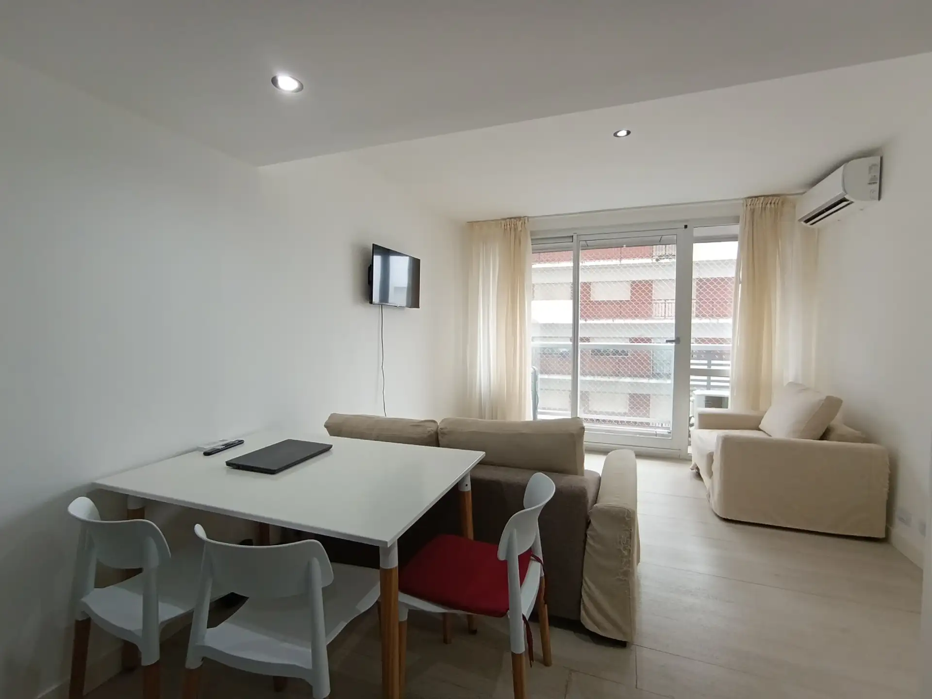 Depto 2 amb, 49m² con cochera y piscina — La Perla Norte
