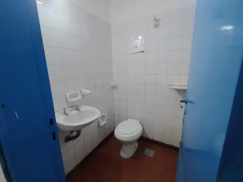 Local en Alquiler en Pichincha, $ 8.000.000