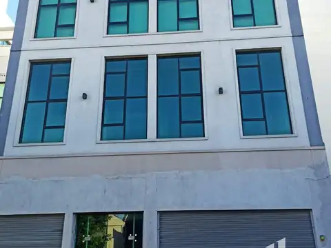 Oficina en Alquiler - Parque Patricios