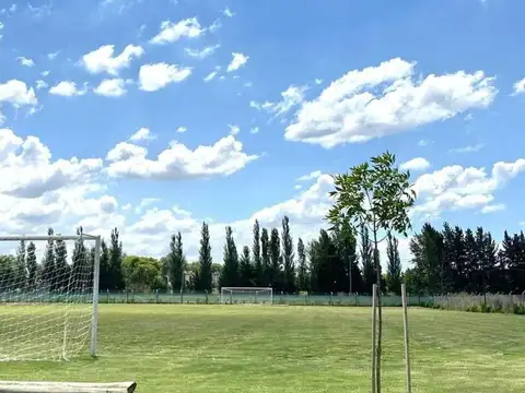 Lote en exclusivo Barrio Fincas Joven San Vicente