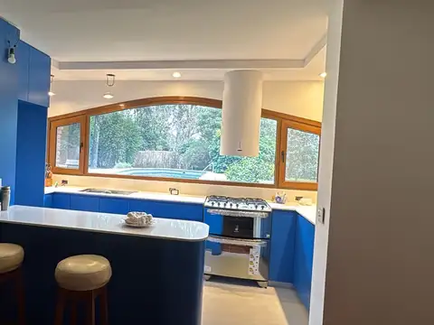 Casa en Venta en Barrio Bello Horizonte, USD 329.900