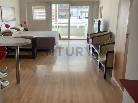 Departamento en Alquiler en Villa Urquiza, USD 700