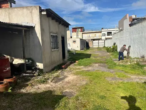 CASA EN CONSTRUCCIÓN EN VENTA LA PLATA