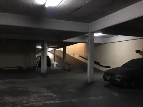 Amplias cocheras - Quilmes CENTRO