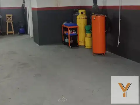 Oficina en Venta 60 años