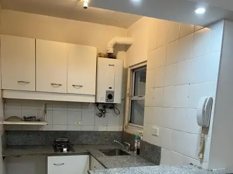 APTO CRÉDITO. Recoleta; 2 amb en PB con patio apto mascotas.