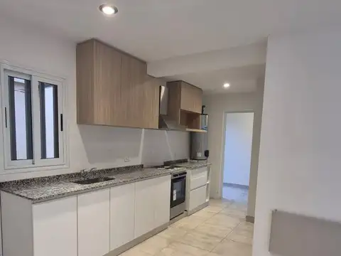Departamento en Alquiler en Godoy Cruz, $ 500.000